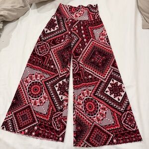 Flowy children's design folder over pants size 8